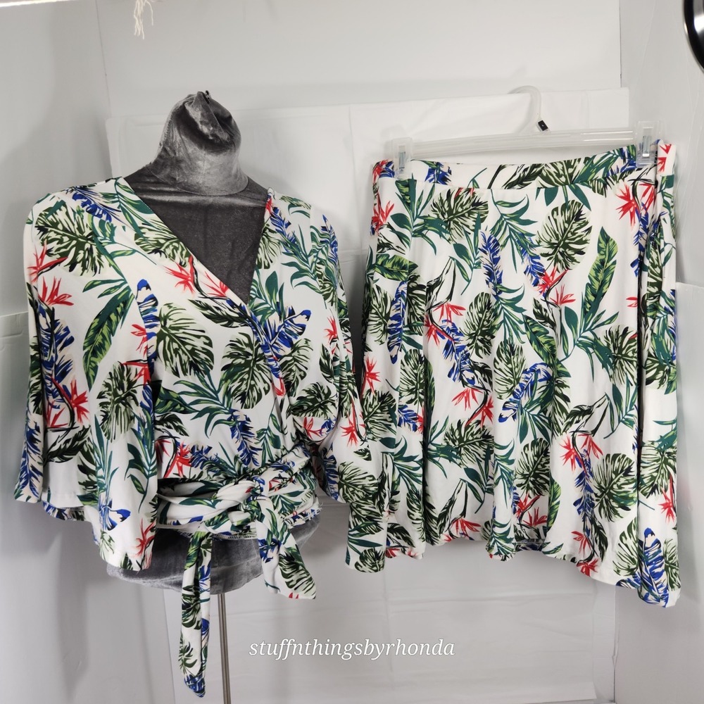 REBDOLLS Women's Plus Size 3XL Capri Tropical Print Wrap Crop Top & Skater Skirt